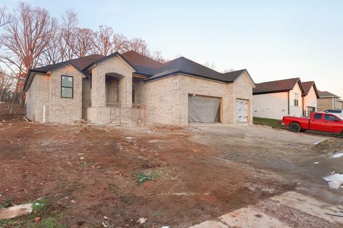 Photo of Lot 13 E Wild Horse Drive, Springfield, MO 65802 (MLS # 60310232)