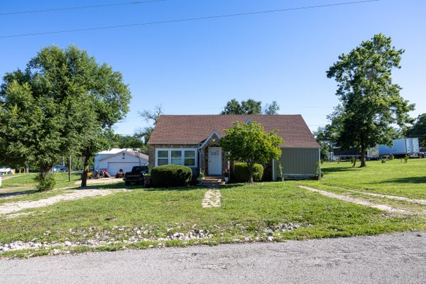 339 1ST ST, SUMMERSVILLE, MO 65571 - Image f886e73a16b424b84084735ba3f4a7e4/4095124185