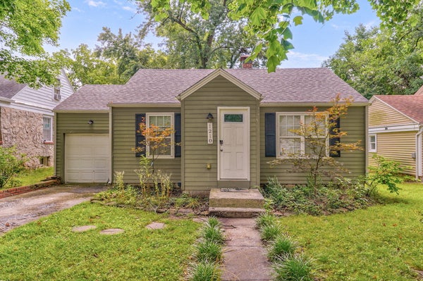 1210 S PENNSYLVANIA AVE, SPRINGFIELD, MO 65807 - Image f914e8e85942929dfa7ab23bd5a20a8c/3211270840