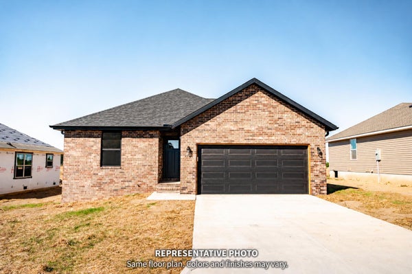 1014 FENLI AVENUE, MONETT, MO 65708 - Image f94a687096103b9406bffe7ccffc3e55/2148785549