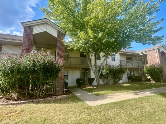 169 HIGHLAND DR APT 8, BRANSON, MO 65616 - Image f9676d8869148e17e3ff21b1da3193db/4294332320