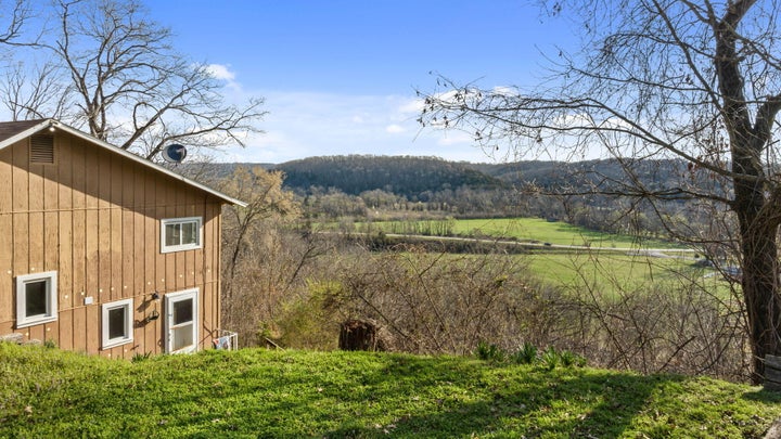 27-web-or-mls-300 Summit Ln Noel ,MO 648