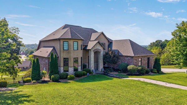 6388 S WEATHERWOOD TRL, SPRINGFIELD, MO 65810 - Image fa58195da319c4c733e58a7380c8a2d9/2006697113
