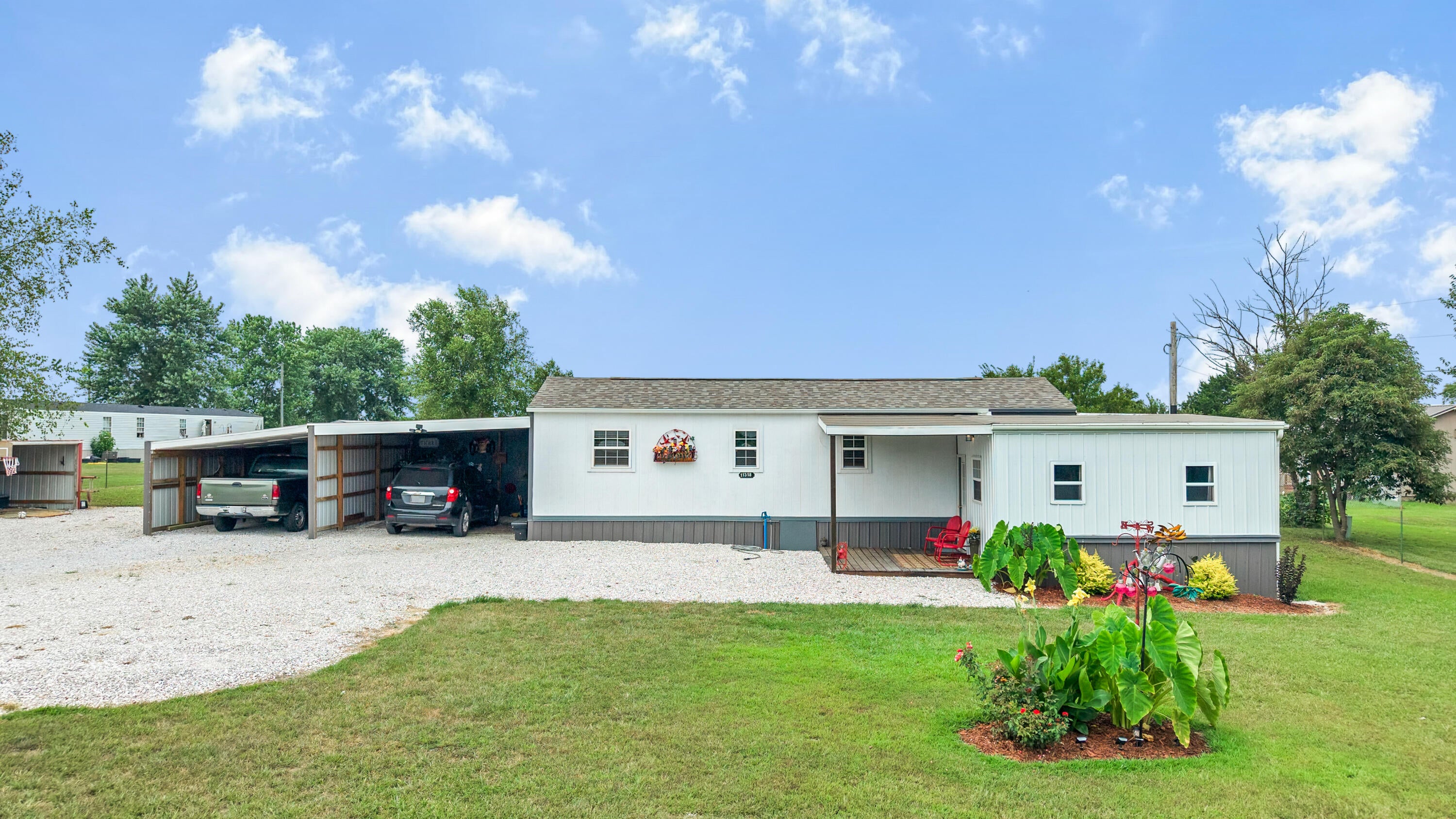 11318 Private Road 2207 - Photo 2