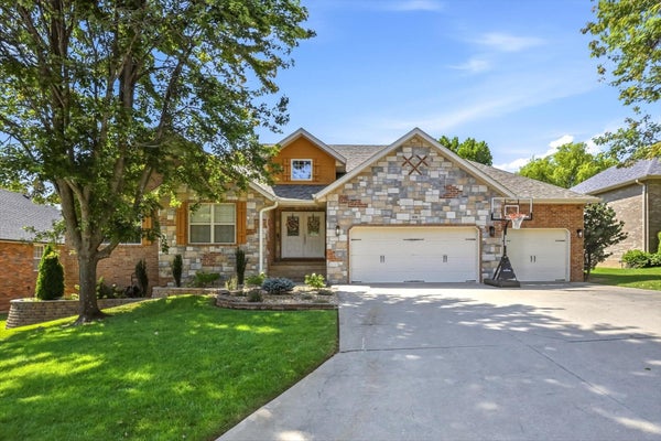 848 E COUNTRY RIDGE ST, NIXA, MO 65714 - Image ff63e089db09331f9d06a5fddf9221c4/1106351273