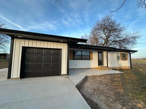 Photo of 19932 Highway J, Diamond, MO 64840 (MLS # 60312721)