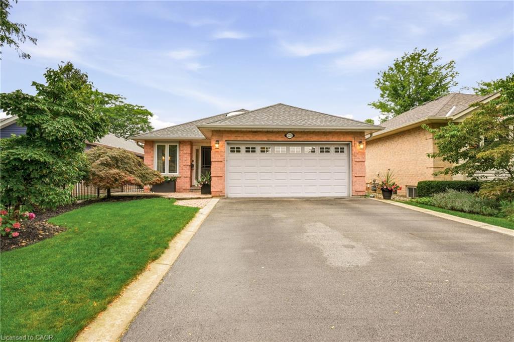 1229 Nathaniel Crescent