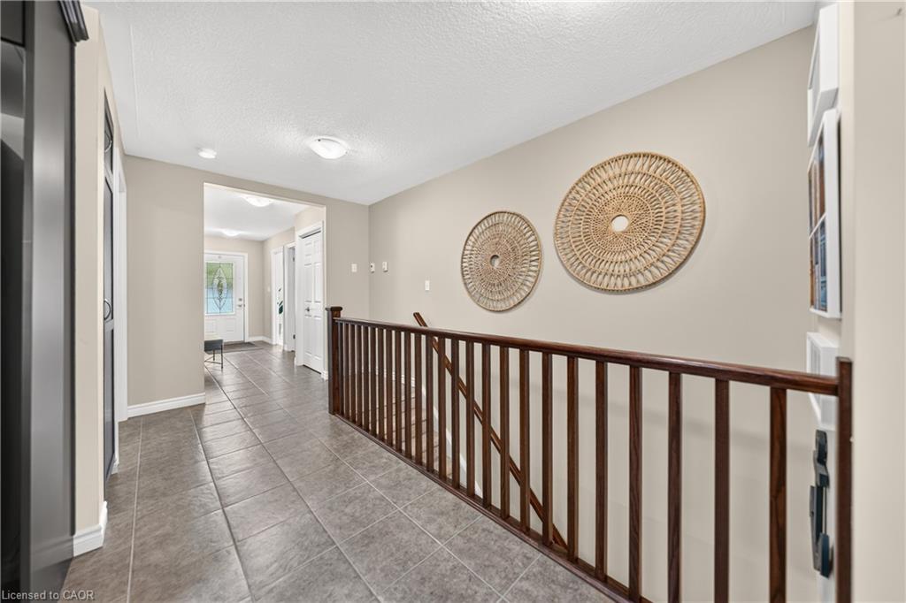 35 Green Gate Boulevard 38