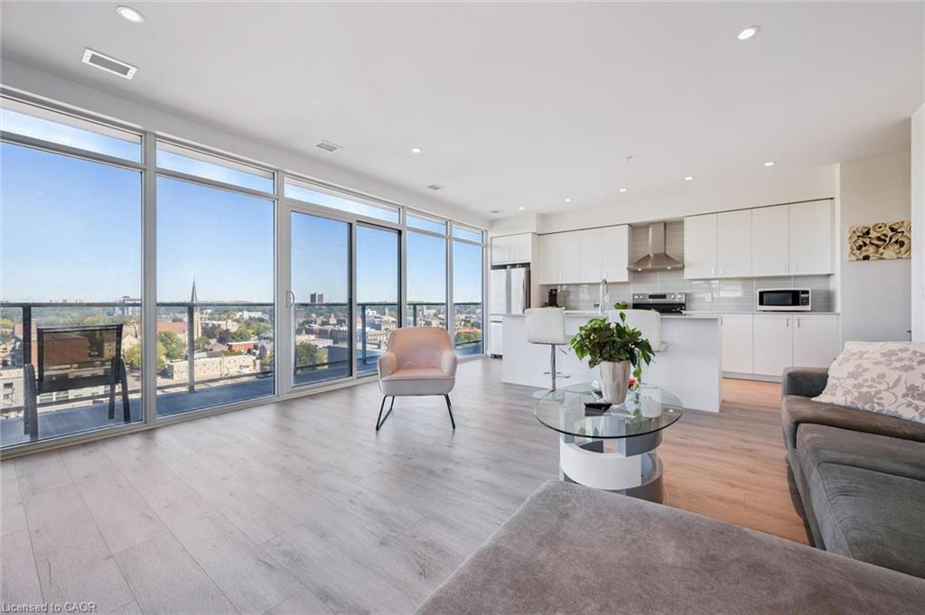 15 Glebe Street 902