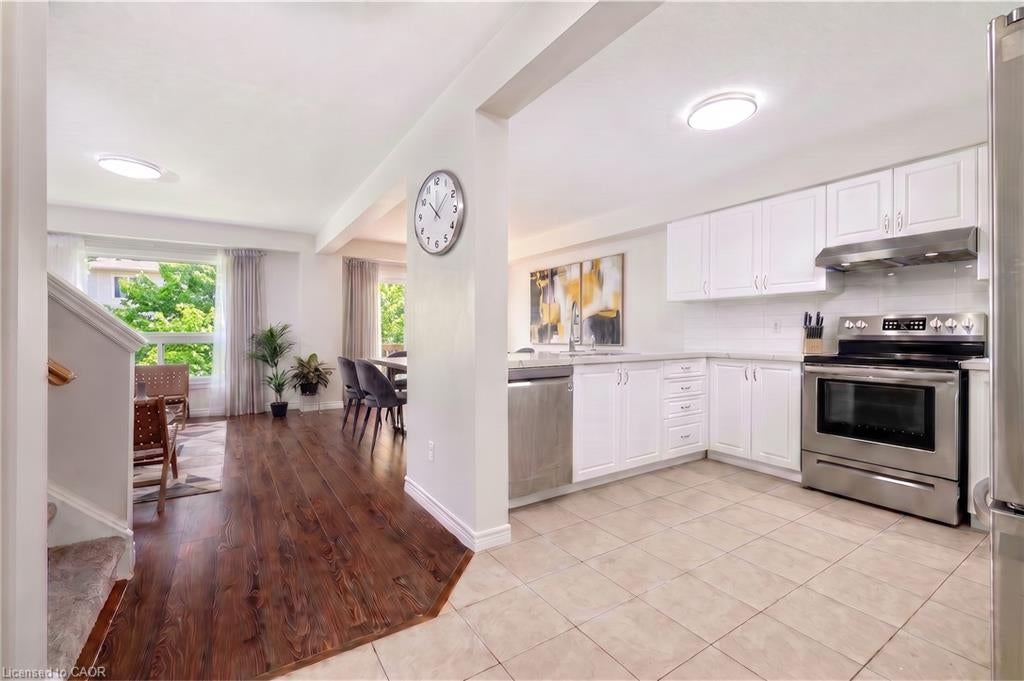 468 Doon South Drive 15