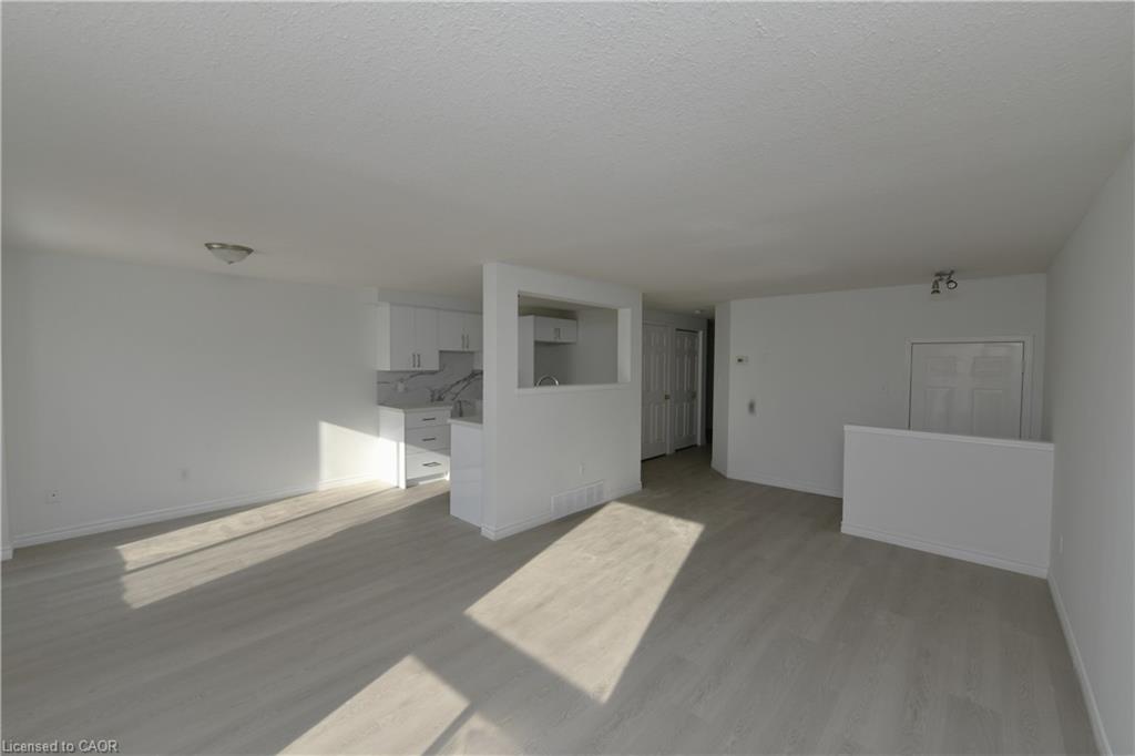 53 Foxglove Crescent