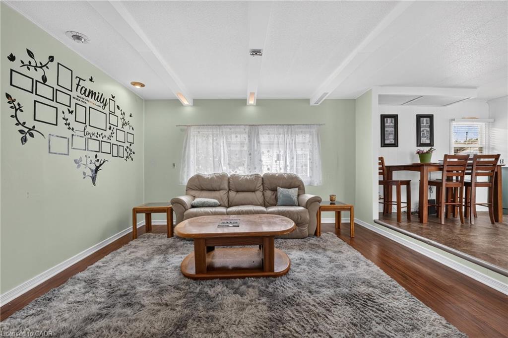 4588 Martha Lane