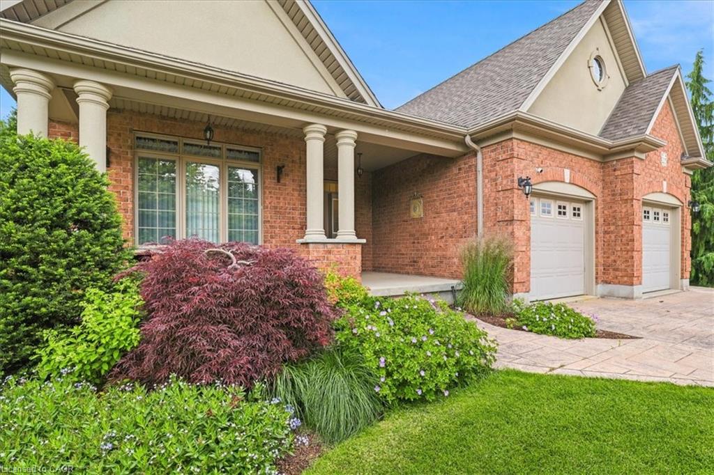 215 Terrace Wood Crescent