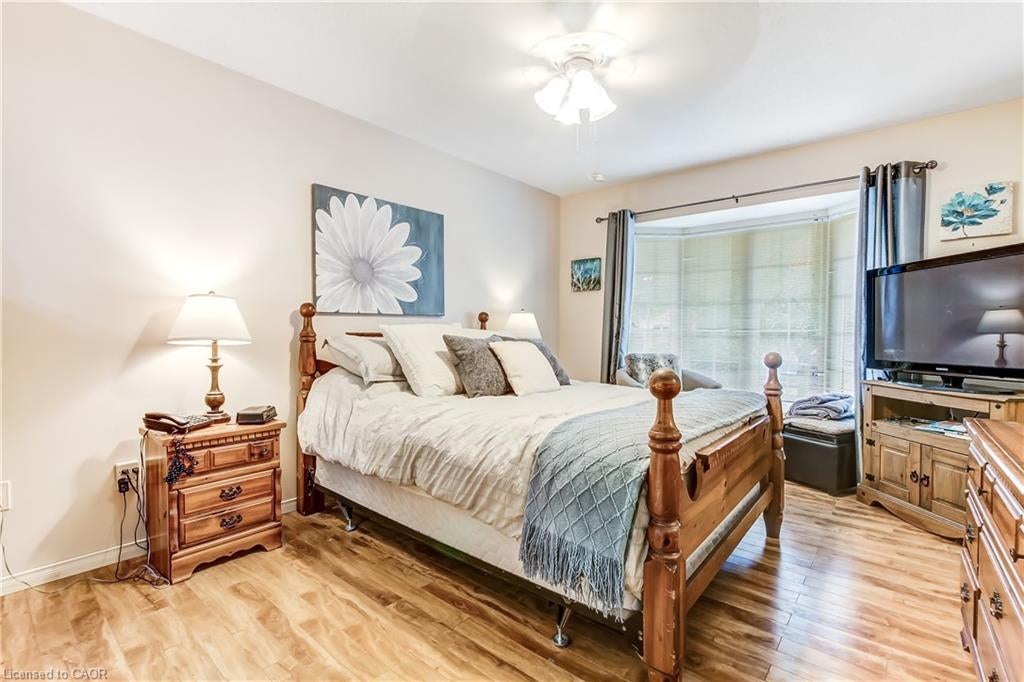 5 Walsingham Drive