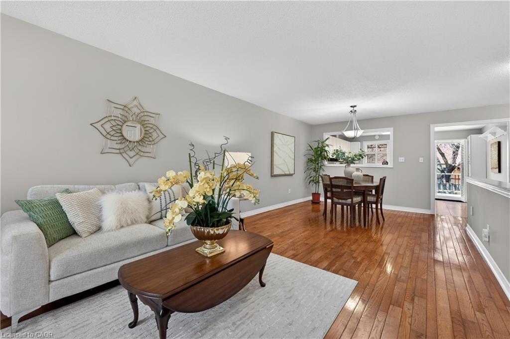 165 Main Street E 13