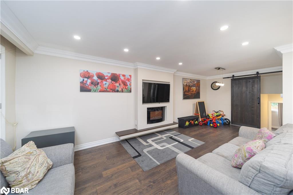 57 Plunkett Road