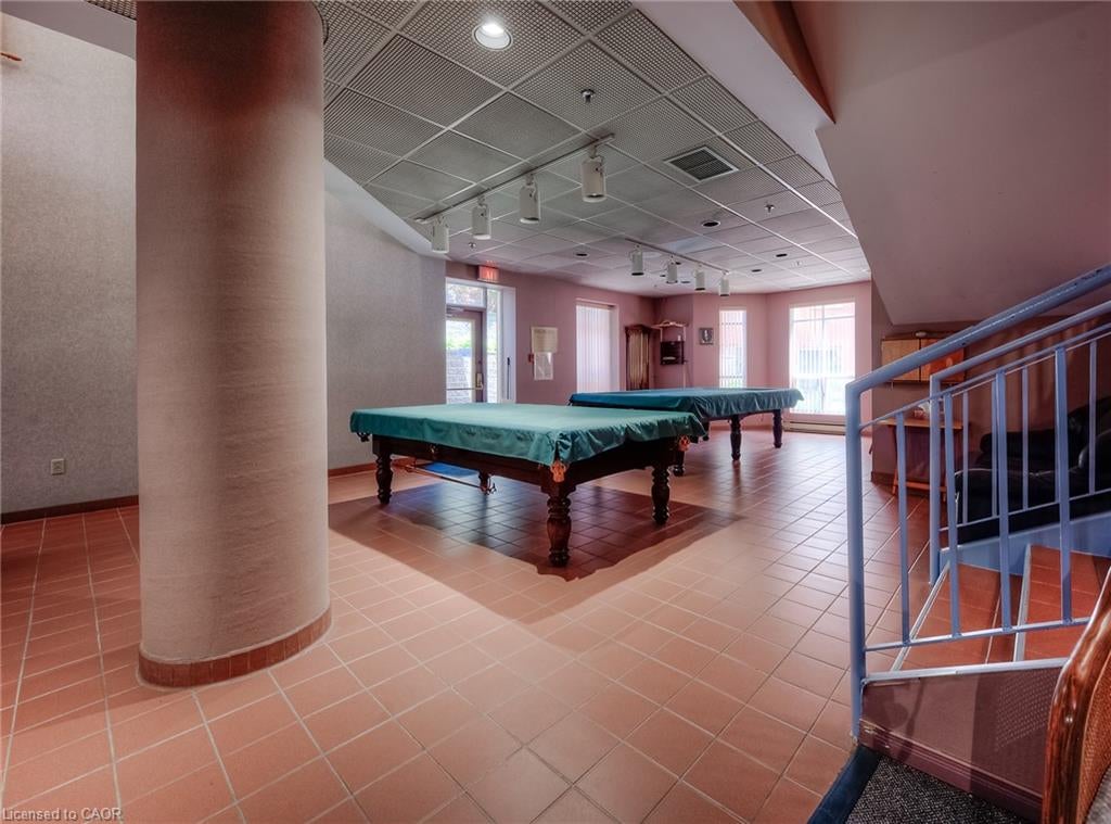 1414 King Street E 804
