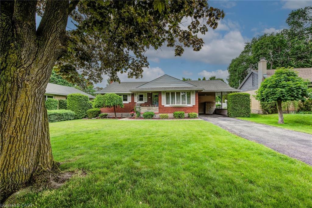 104 Elgin Crescent