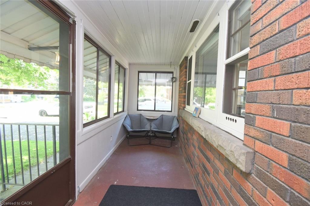 38 Helen Street
