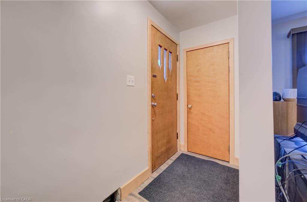 1864 Coronation Boulevard