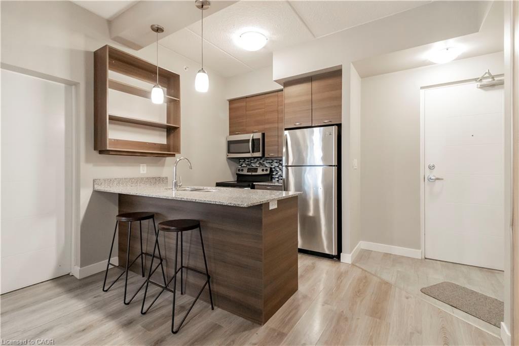 318 Spruce Street 1004