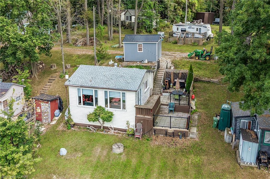 7 Riverfront Lane