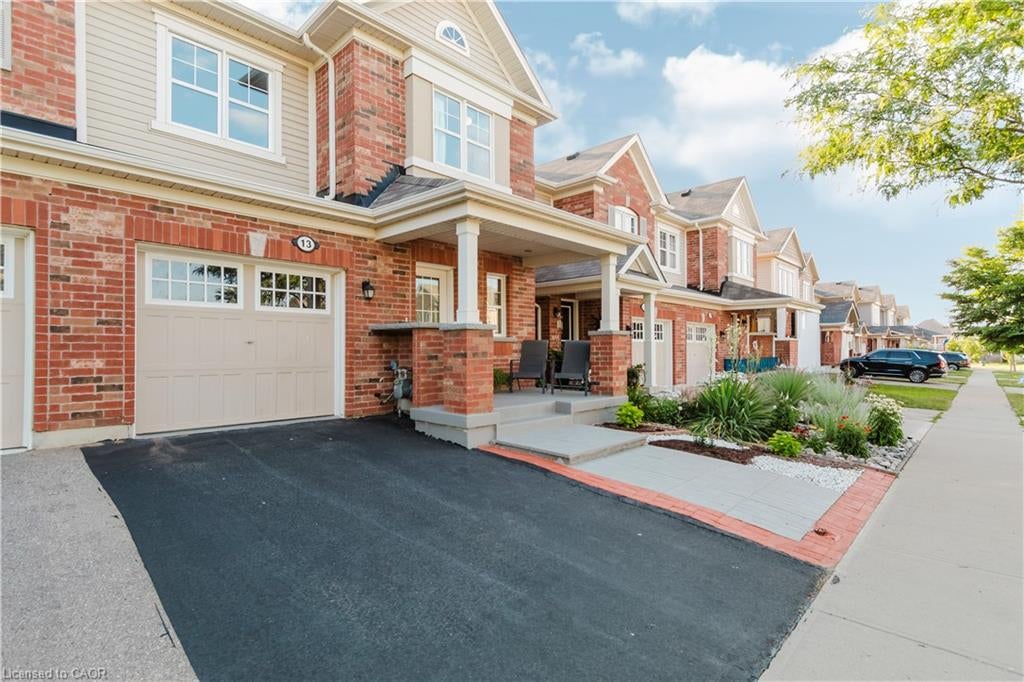 13 Arbourview Crescent