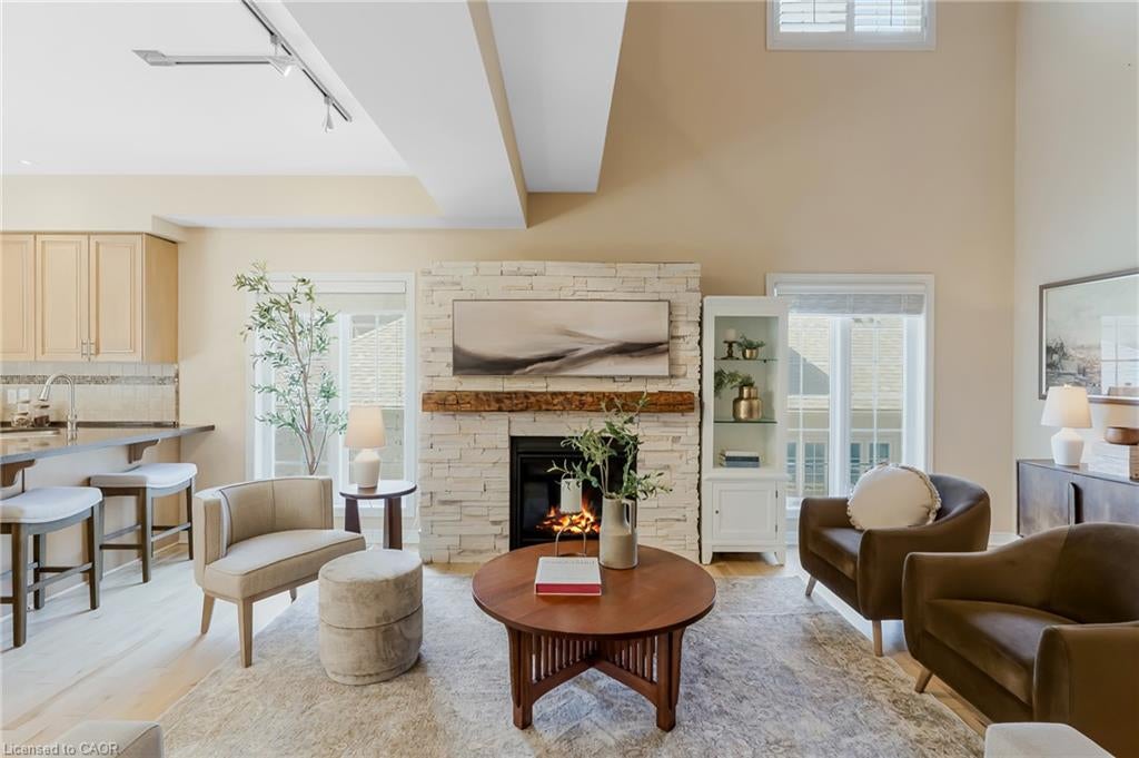 227 Chestnut Hill Crescent