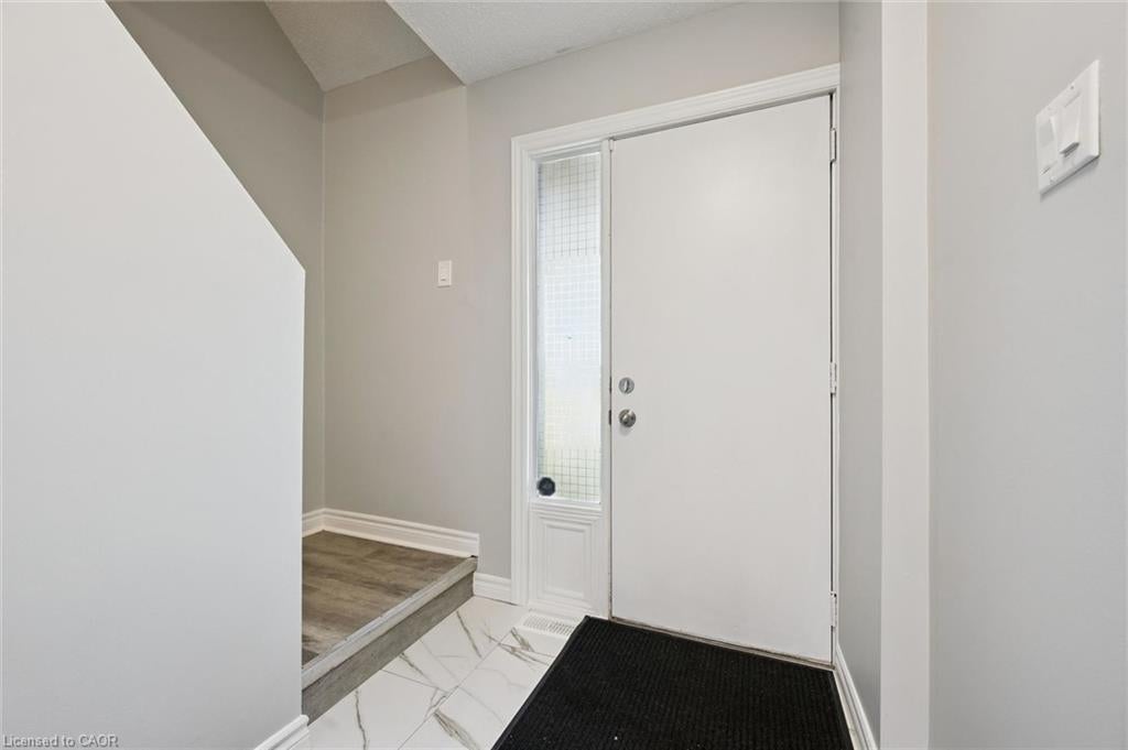 46 Cedarwoods Crescent 20