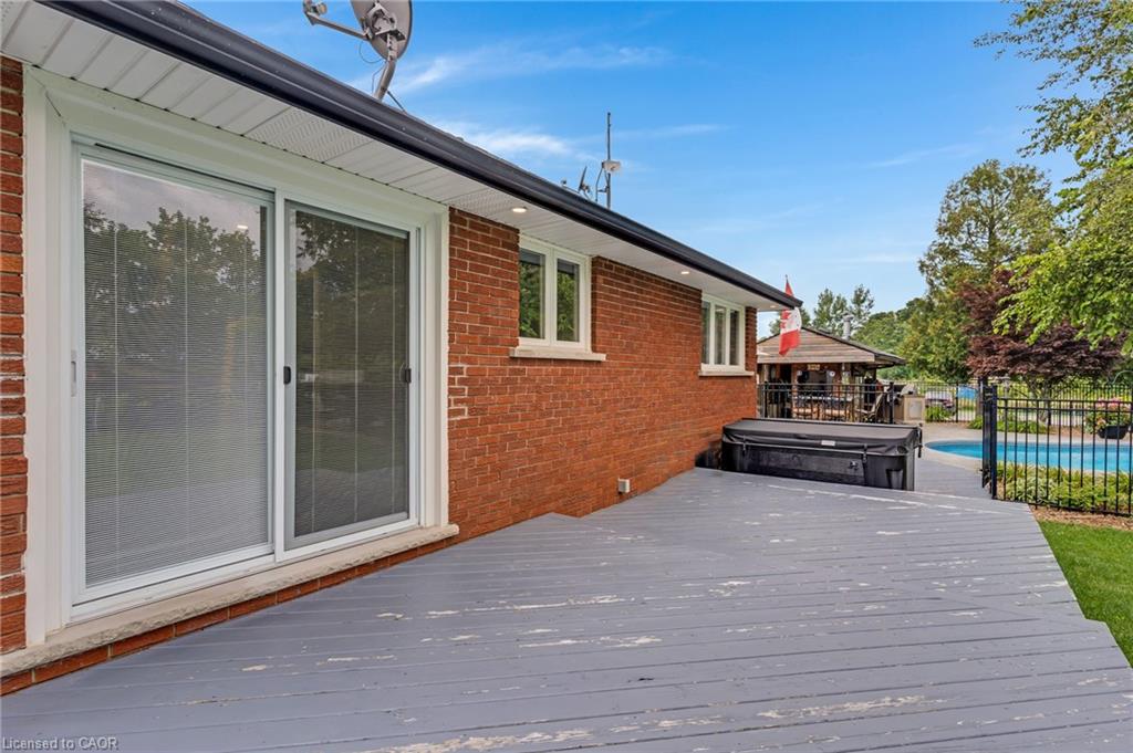 2172 Centre Road