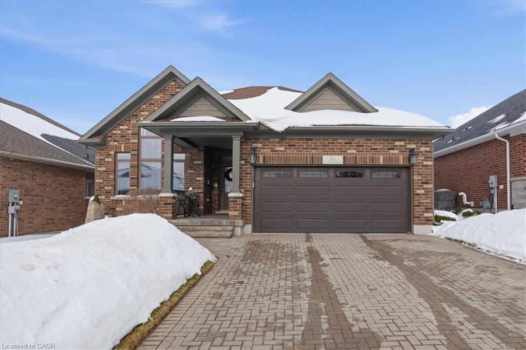 16 Piccadilly Square