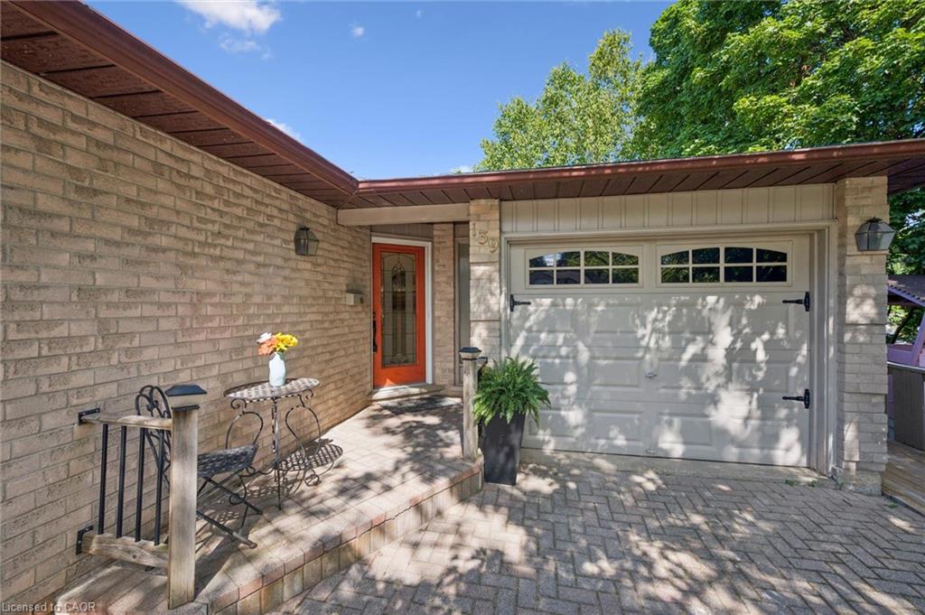 139 Westvale Drive