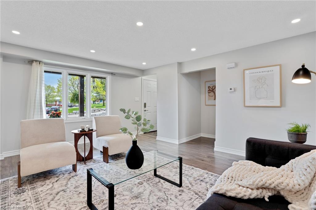 20 Ardoch Mews