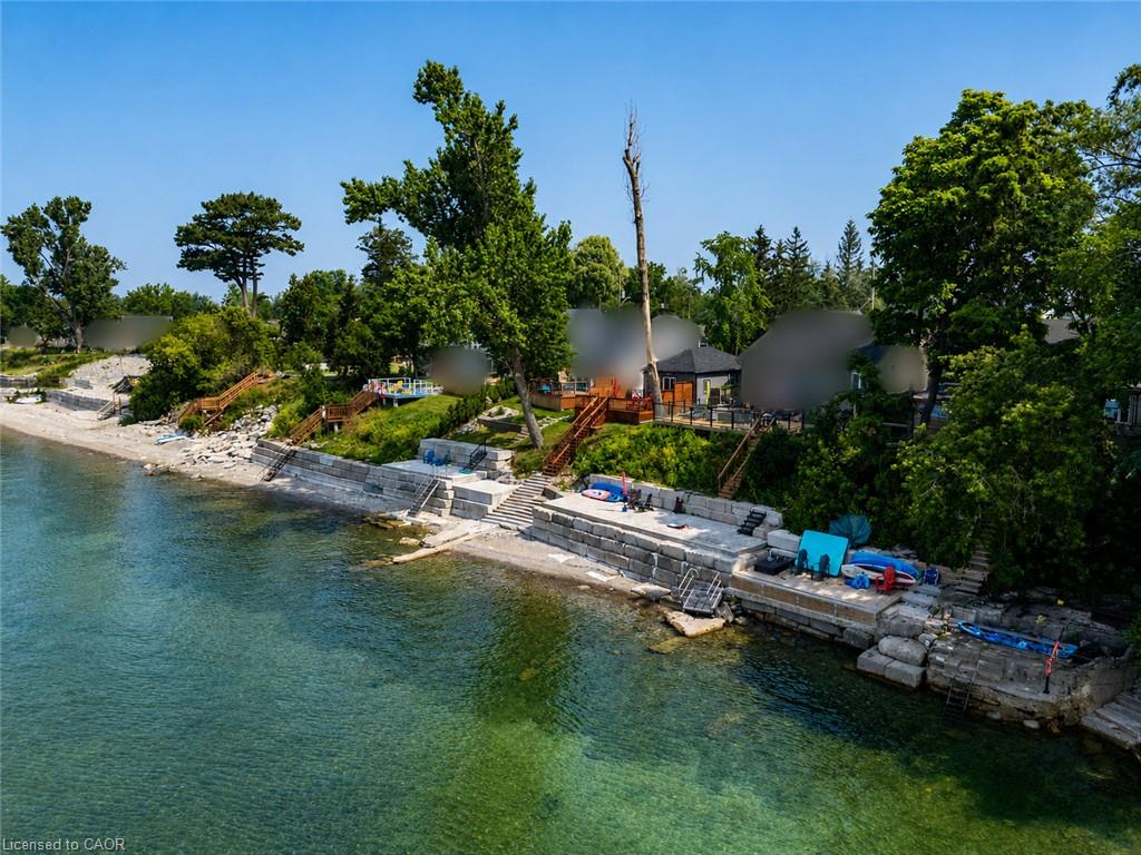 6 Lakeside Drive