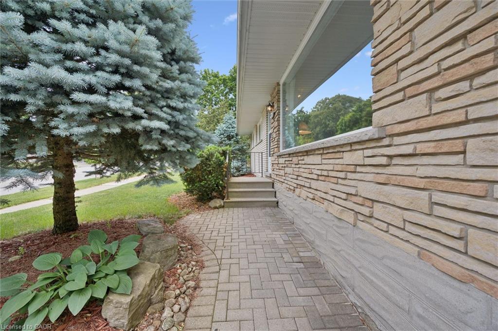 221 Willowdale Avenue