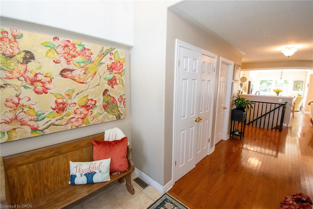 10 Meadowbrook Court
