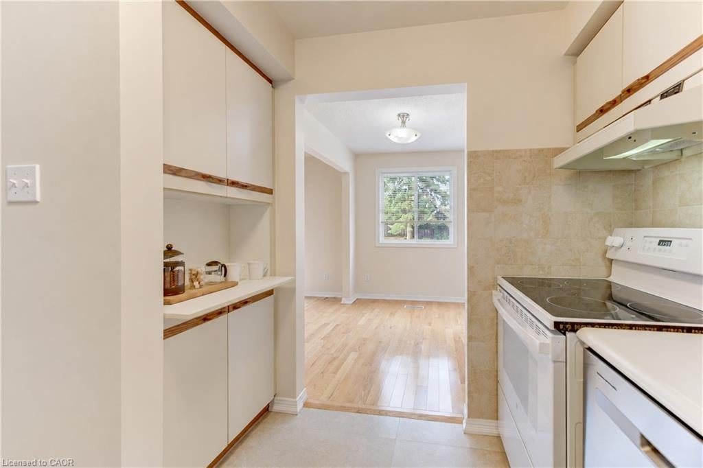 360 Cornridge Place 4