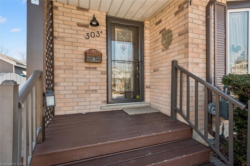 303 Mayview Crescent A