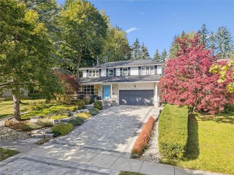 340 Coleridge Drive Waterloo ON N2L 2V6