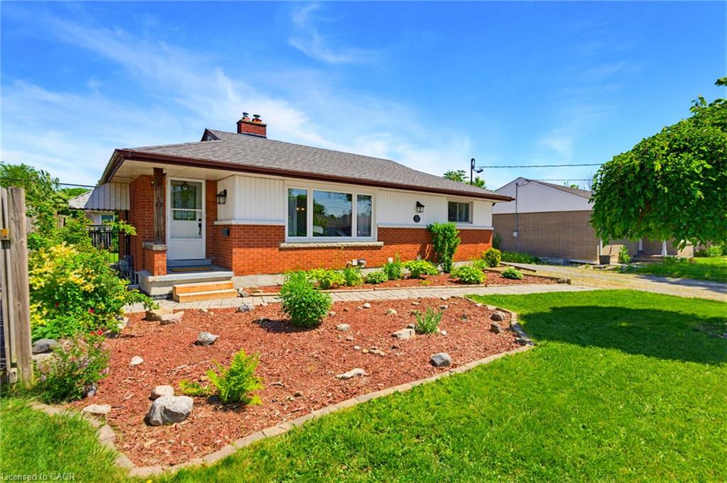 17 Broadmore Avenue