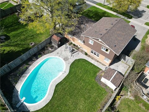 76 Cloverdale Crescent Kitchener ON N2M 4X2