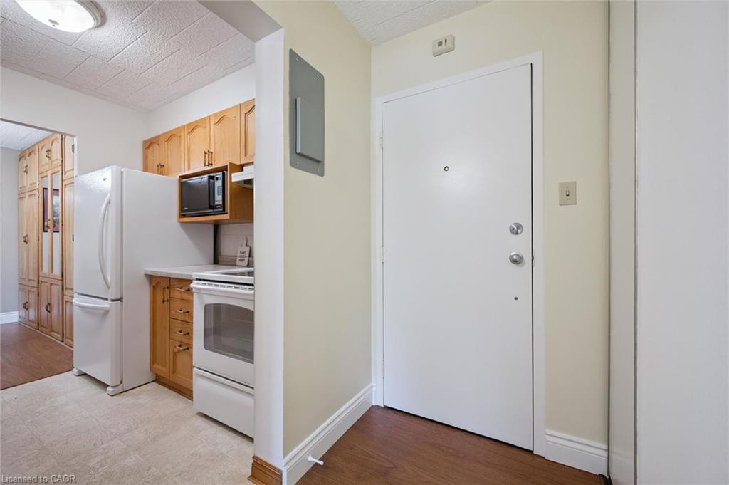 6 Walton Avenue 107
