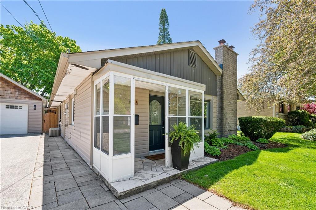 90 Dean Avenue