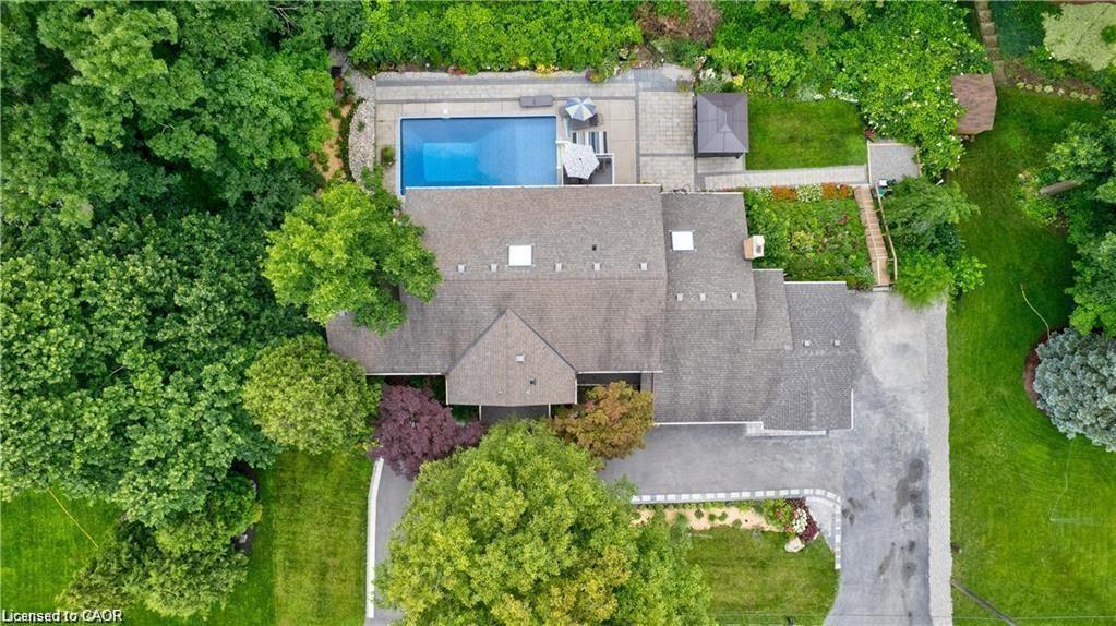 355 Edgehill Drive