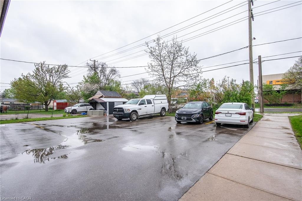 39 Secord Avenue