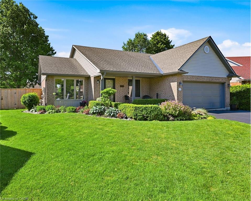 15 Bayshore Court