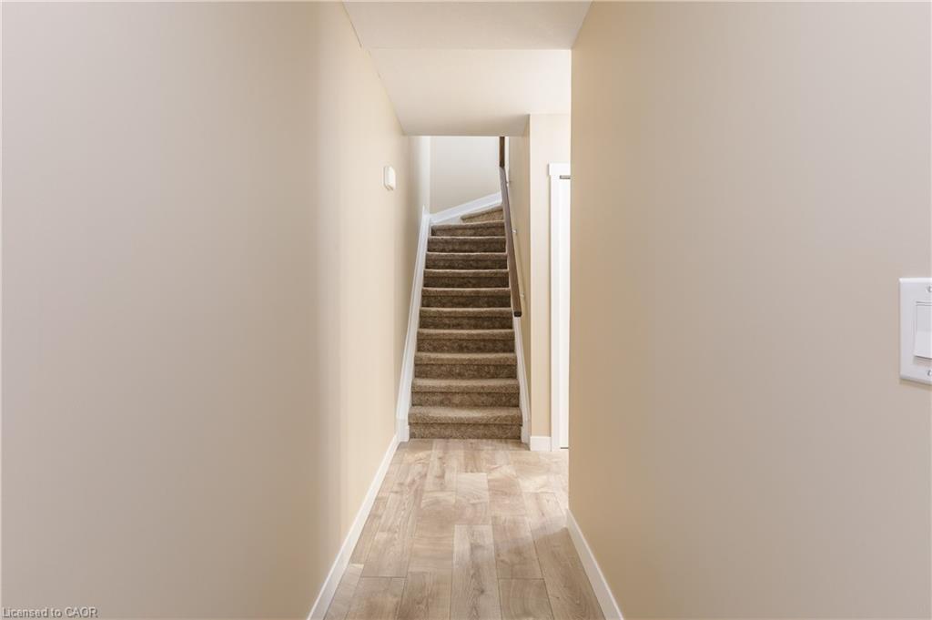 160 Rochefort Street B4