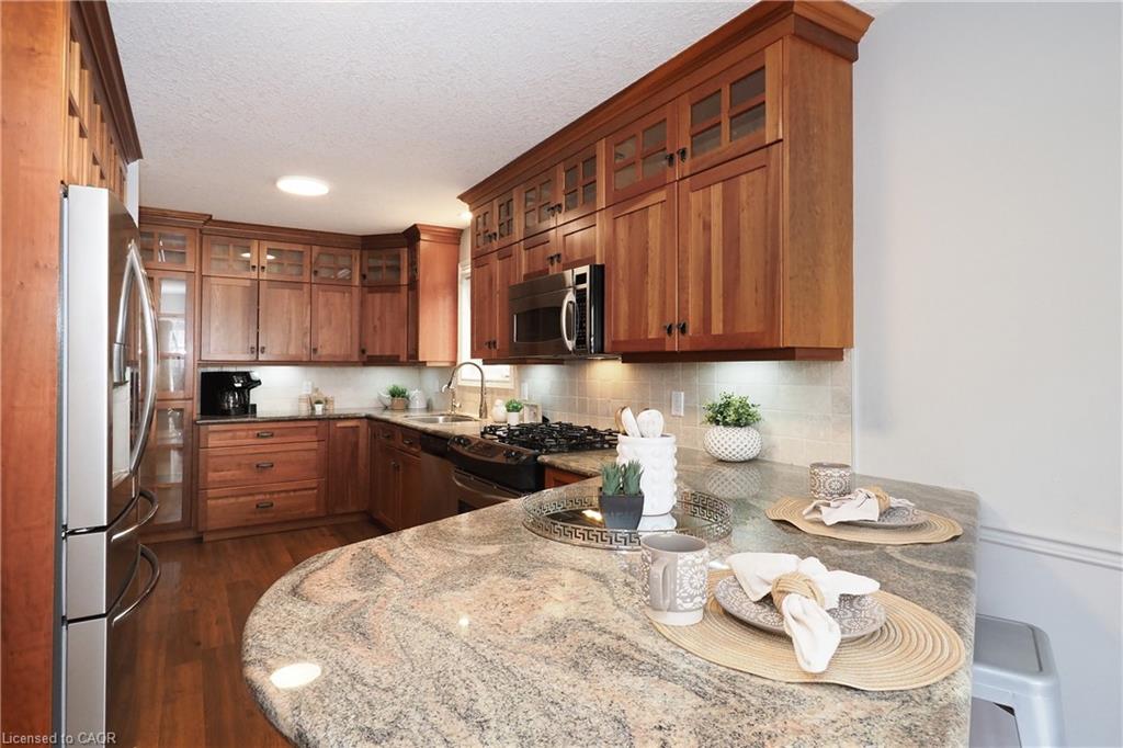 350 Doon Valley Drive 6D