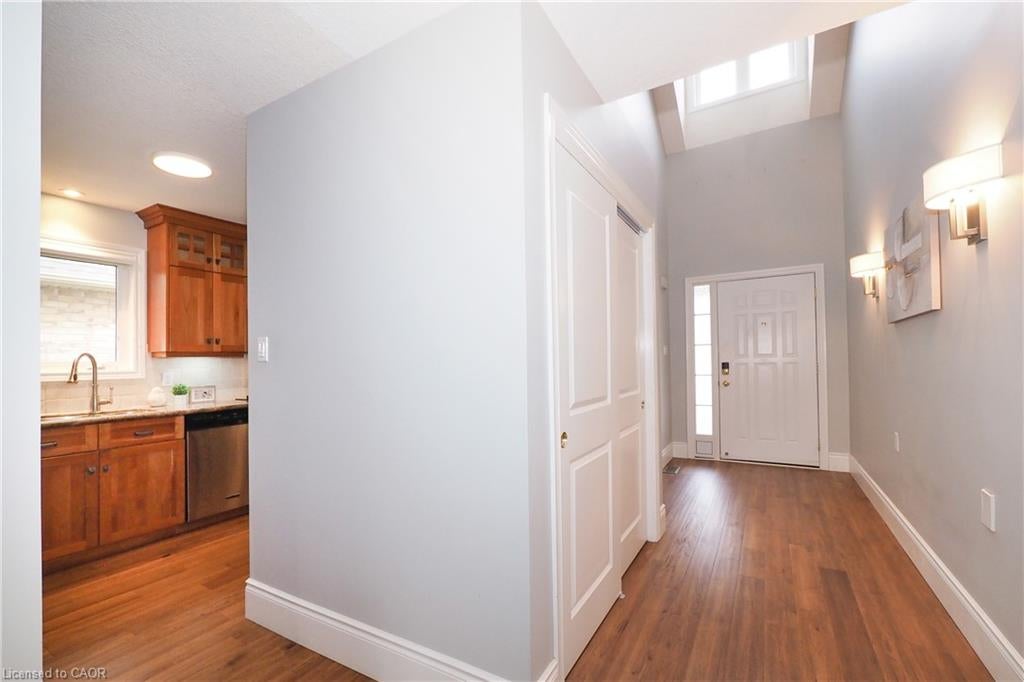 350 Doon Valley Drive 6D