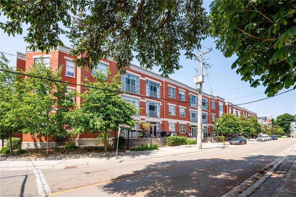 165 Duke Street E 218